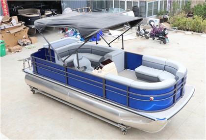 Dgħajsa tal-pontun lussu